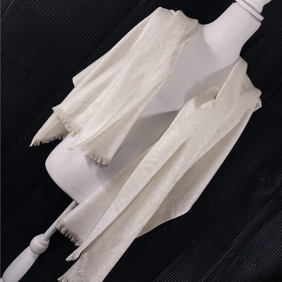 NWT! MARCUS ADLER NEW YORK! SILVER EMBROIDERED CREAM SCARF, WRAP, LARGE! - Picture 10 of 10